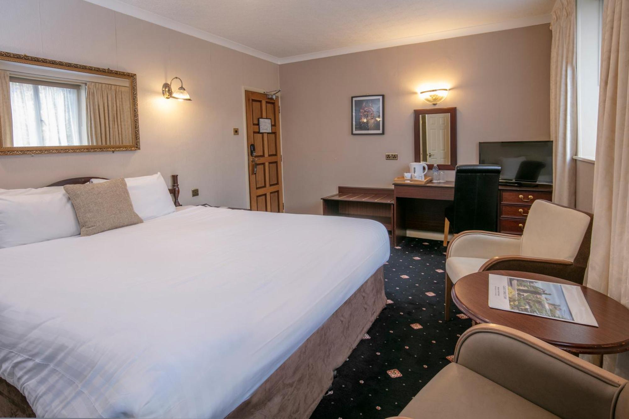 Weston Hall Hotel Sure Hotel Collection By Best Western Bulkington Εξωτερικό φωτογραφία